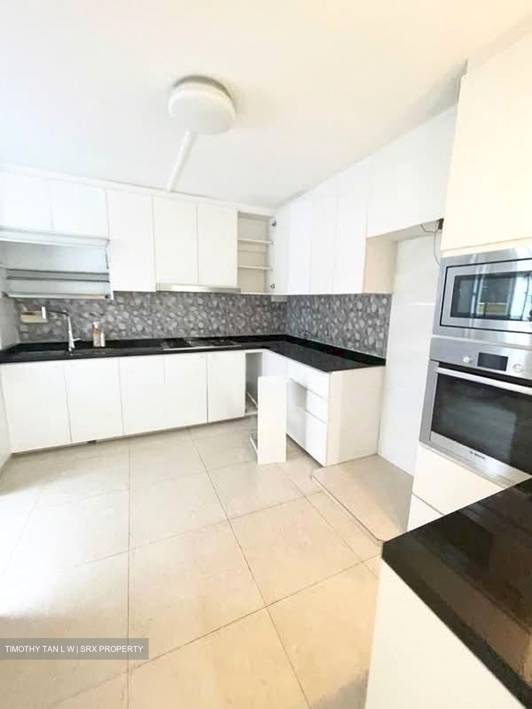 Blk 160 Siglap East (Bedok), HDB Executive #545508141